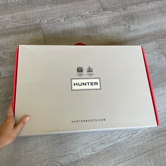 MOVING OUT SALE - Hunter Shoes Original Refined Gloss (black label) - Picture 6 of 7